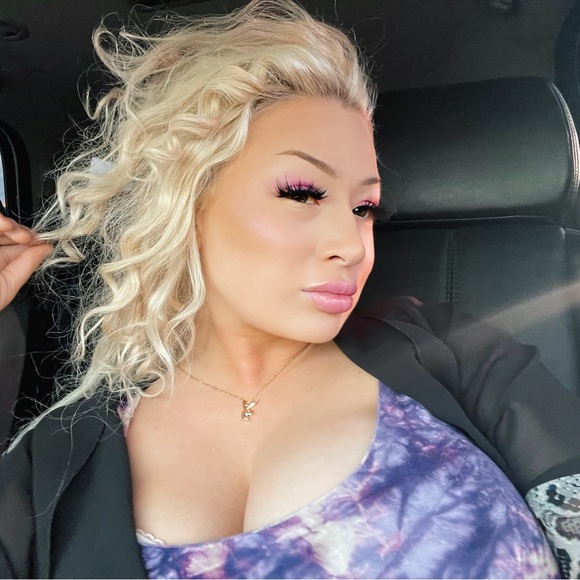 Meet your Posher, Jessica - Picture 7 of 7